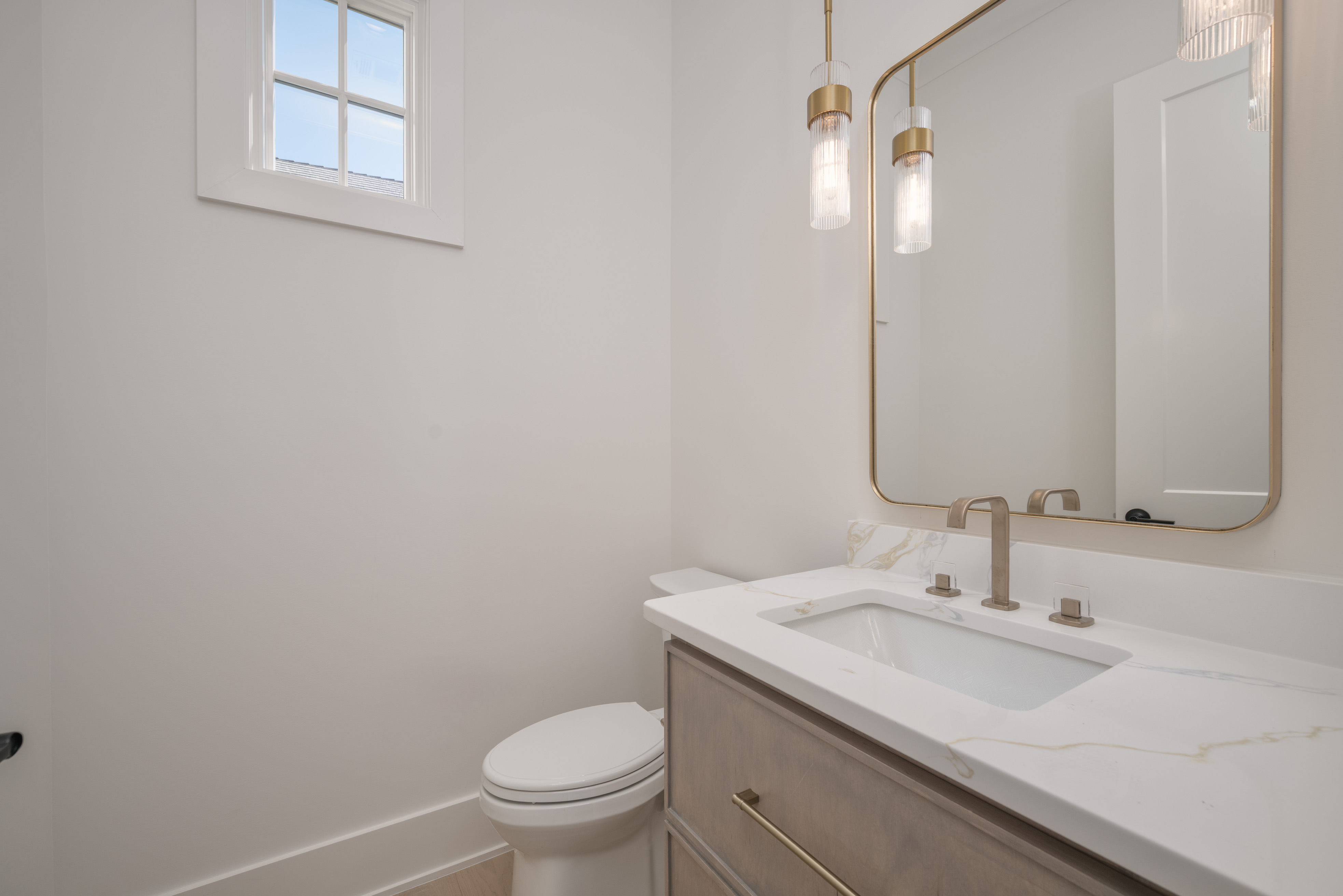 1541 Richland Pointe image 14